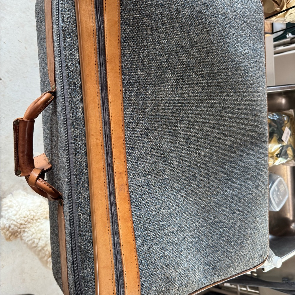 Hartmann Vintage Blue Travel Set - Picture 7 of 13